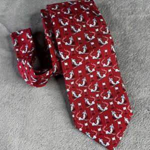 Vineyard Vines Tie Mens Red Silk Skiing Skier Winter Snow Pattern Made USA